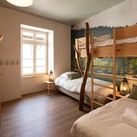 Appartement A Travers Champs Avec Sauna Et Parking Colmar Exterior photo