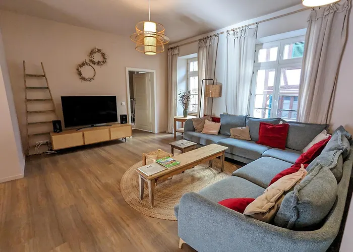 Appartement A Travers Champs Avec Sauna Et Parking